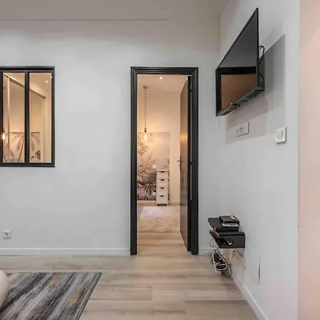 Charming Apartment In The Center Of Nice Exterior photo