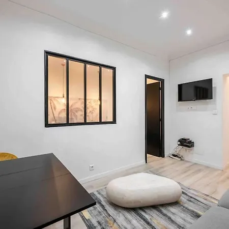 Charming Apartment In The Center Of Nice Exterior photo
